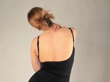 Nude cam girl mililove12 image #7030065