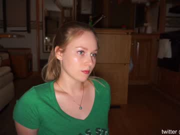 Nude cam girl artesoft image #2495047