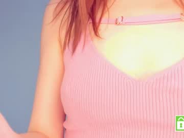 Nude cam girl janetlaurie image #4745379
