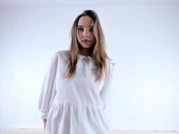 Nude cam girl milana_gross image #4332315
