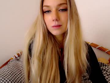 Nude cam girl pervyblonde image #1751393
