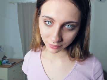 Nude cam girl il0_vee image #4196260