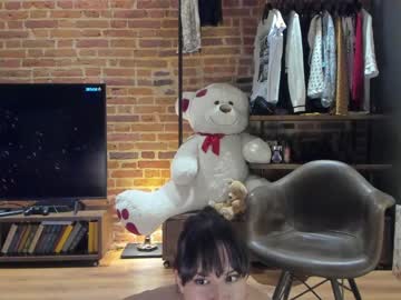 Nude cam girl michi_souffl image #1559027