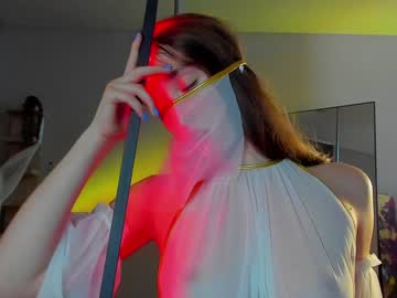 Nude cam girl _meganmeow_ image #4372198