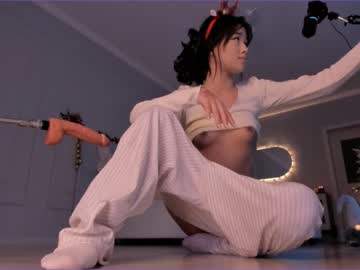 Nude cam girl aerri_lee image #3247000