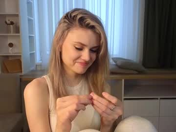 Nude cam girl catecrago image #7016206