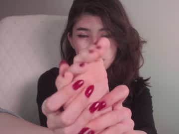 Nude cam girl amandamedrano image #4121000