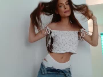 Nude cam girl isia_slay image #2498027