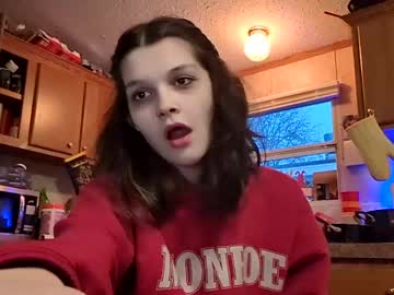 Nude cam girl dinolover2022 image #6529284