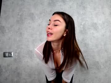 Nude cam girl nika_lodge image #3573958