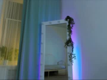 Nude cam girl emmi_rosee image #3682213