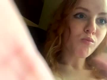 Nude cam girl vcielia image #4412925