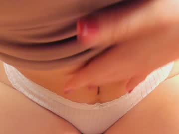 Nude cam girl laa_ura image #6566286