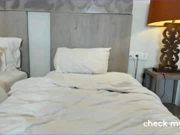 Nude cam girl merelin__ image #2570397