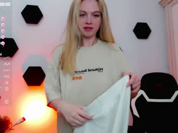 Nude cam girl small_blondee image #3859497