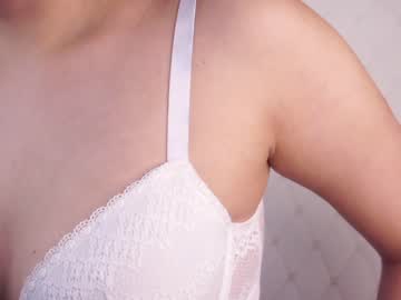 Nude cam girl helenmoors image #5153676