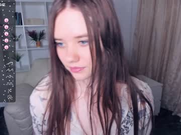 Nude cam girl kristi_zenn image #5978368