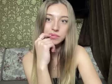 Nude cam girl lily_hun image #603510