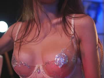 Nude cam girl lucie_beltran image #6179118
