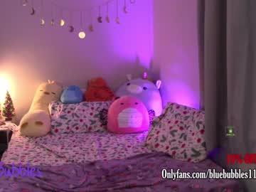 Nude cam girl blue_bubbles118 image #3340331