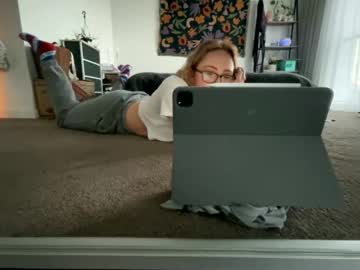 Nude cam girl 666lrn image #6967170