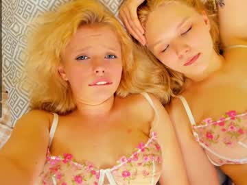Nude cam couple elwynaashmore image #6779367
