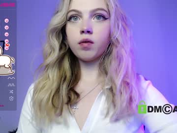 Nude cam girl small_blondee image #3594784