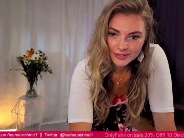 Nude cam girl leahsunshine image #2378629