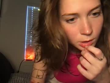 Nude cam girl xoavery image #7054618
