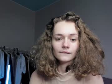 Nude cam girl mxxnsxsul image #2174374