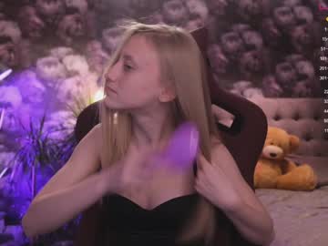 Nude cam girl angeellina image #1689151