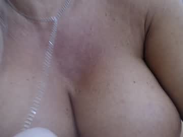 Nude cam girl marrylouanne image #2143089