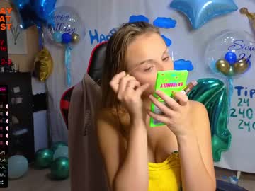 Nude cam girl misss_viki image #4926949