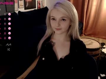 Nude cam girl xoberry image #440840