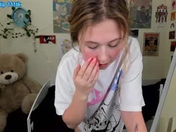 Nude cam girl lottie_shine image #3168050