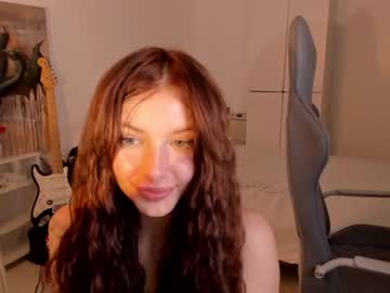 Nude cam girl jenifer_vivy image #6038215