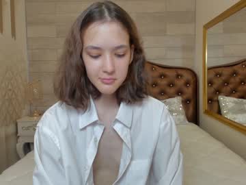 Nude cam girl lil_stitch image #2620727