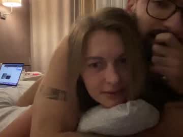 Nude cam couple deepfeelit1000 image #1337400