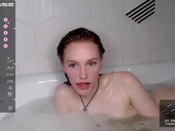 Nude cam girl marie_blue1 image #2047307