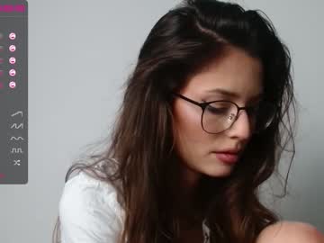Nude cam girl isia_slay image #1076714