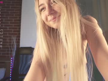 Nude cam girl yolandabertha image #4863774