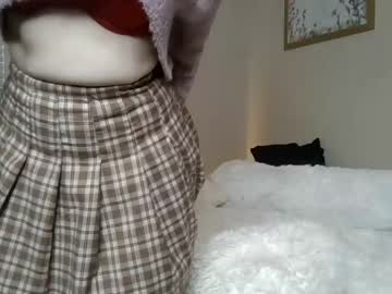 Nude cam girl milkywhiiite image #2676353