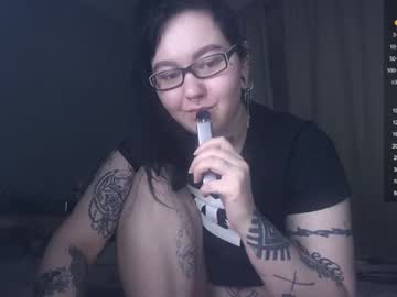 Nude cam girl 8wolf8 image #6291115