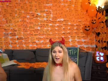 Nude cam girl 19honeysuckle image #362312