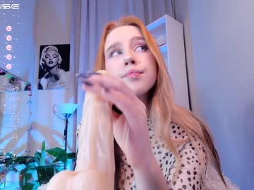 Nude cam girl monro_merlin image #3615504