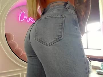 Nude cam girl ashlyeroberts1 image #2958089