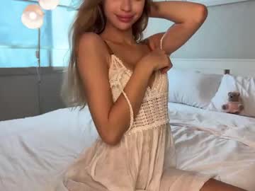 Nude cam girl cuteelsa_ image #6216009