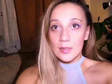 Nude cam girl juicyandthepussyblvd image #2803214