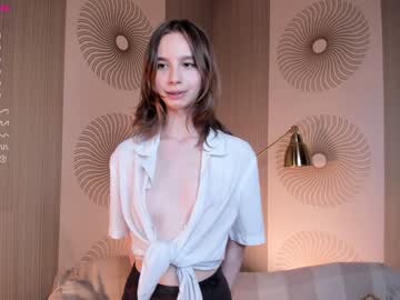 Nude cam girl happiness_call image #4195785