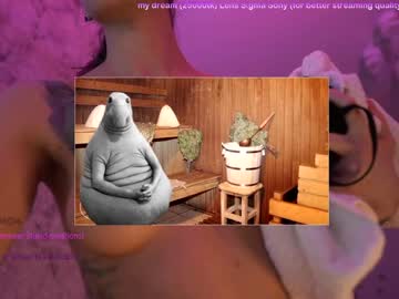 Nude cam girl kronniekray image #575721